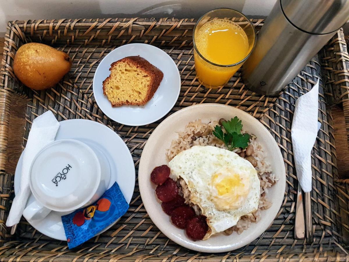 Kelly Guest House Praia Ngoại thất bức ảnh