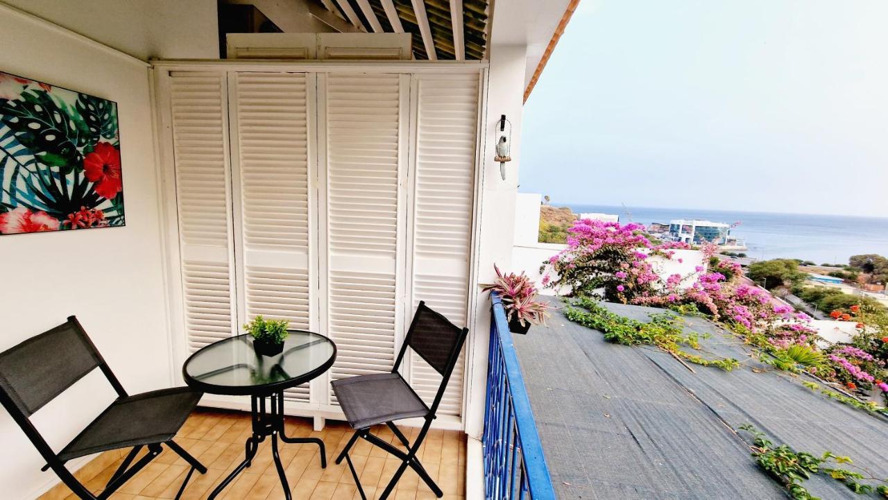Kelly Guest House Praia Ngoại thất bức ảnh